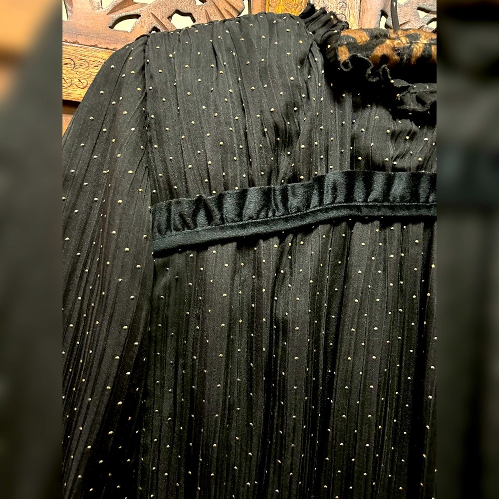 Plissé Embellished Midi Dress - Picture 5 of 14